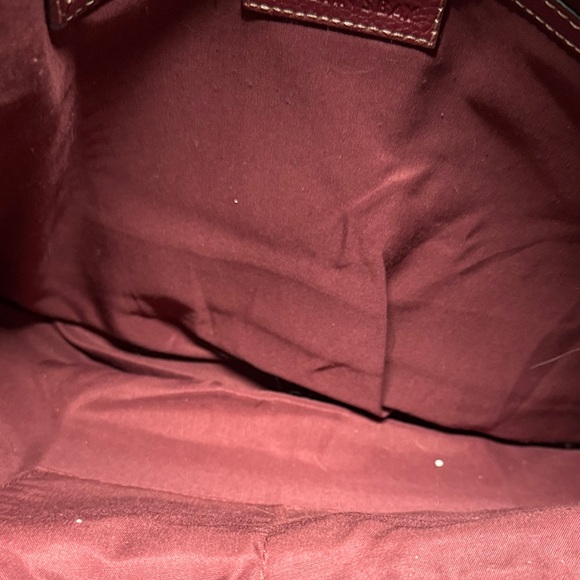 St. John's Bay Deep Red Leather Tote - Picture 3 of 4